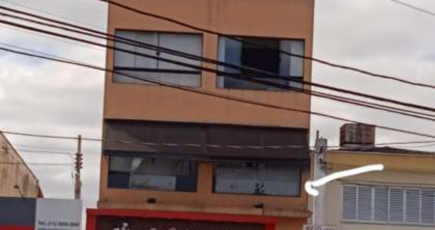 Sala Comercial 47 m² - 1º andar / próximo a FITO, Fórum e PS André Sacco