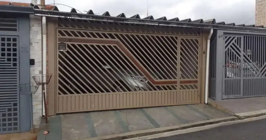 Excelente Casa Assobradada à Venda no Bairro Pestana, Osasco