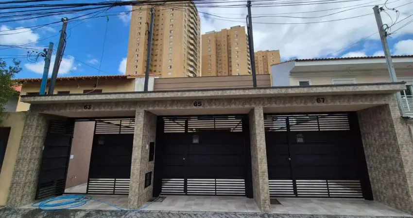 Sobrado novo à venda, no rio pequeno, com 133m², 2 suítes, lavabo, 3 vagas de garagem