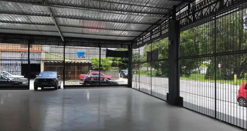 Loja comercial para locação em Osasco, ótima localização, são 300m² com recepção, 2 salas, 2 banheiros