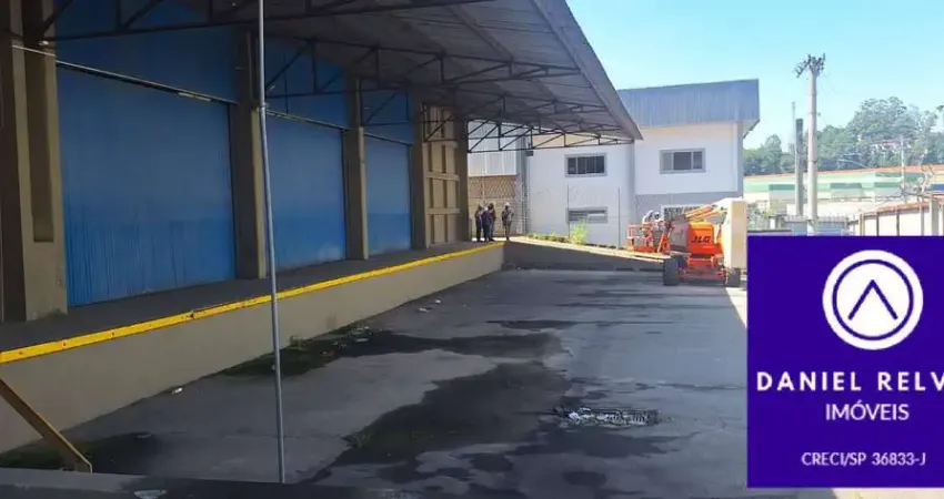 Galpão com 2.111 m² A/C Para Locação  no Jardim Belval, Barueri