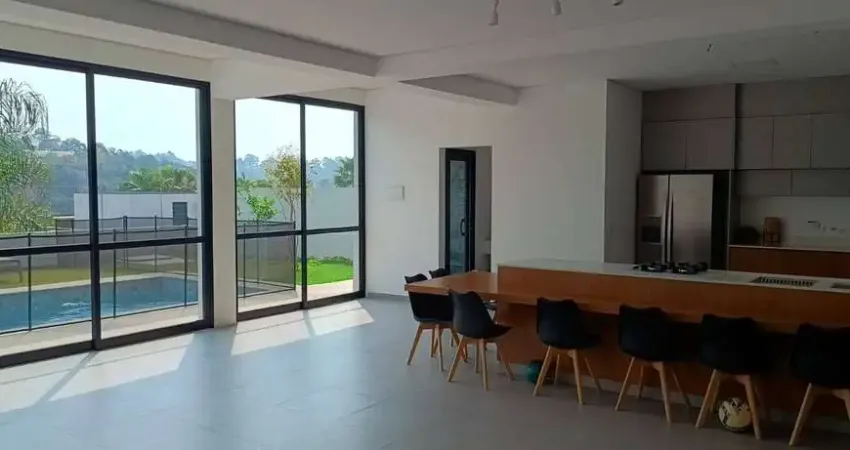 Casa Semi Mobiliada Para Locação no Genesis 1, Alphaville
