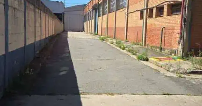 Galpão com 2.830 m² A/C ,com Cabine Primária, Para Locação em Osasco