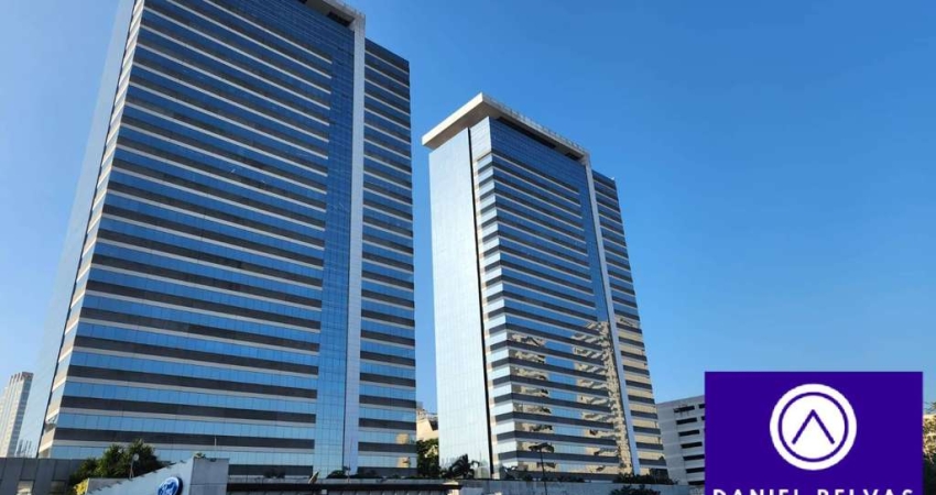 Sala Comercial de 48 m²  Para Locação no West Towers, Alphaville