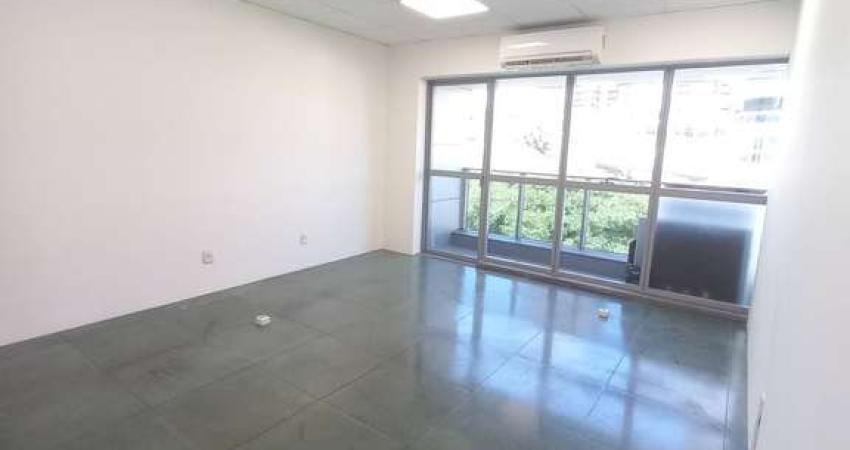 Sala Comercial Para Locação no Monte Carlo 18 do Forte