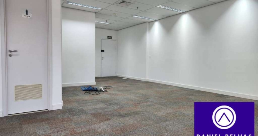 Sala Comercia  com 59 m² para Locação no West Towers