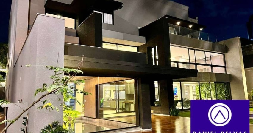 Maravilhosa Casa de Alto Padrão Para Venda no Residencial 2, Alphaville