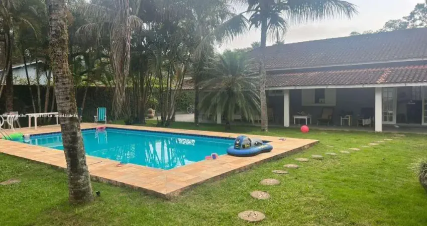 Casa para Venda em São Sebastião, Barra do Sahy, 4 dormitórios, 4 suítes, 5 banheiros, 6 vagas