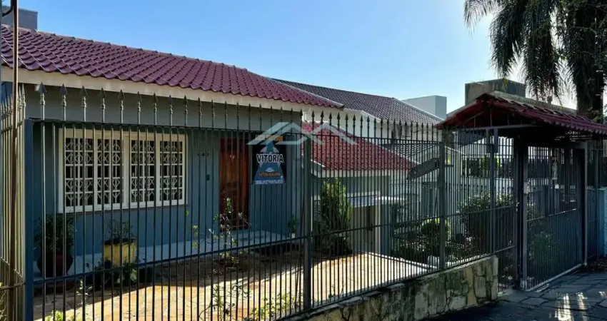 Casa para Venda em Novo Hamburgo, Ouro Branco, 4 dormitórios, 1 suíte, 3 banheiros, 2 vagas