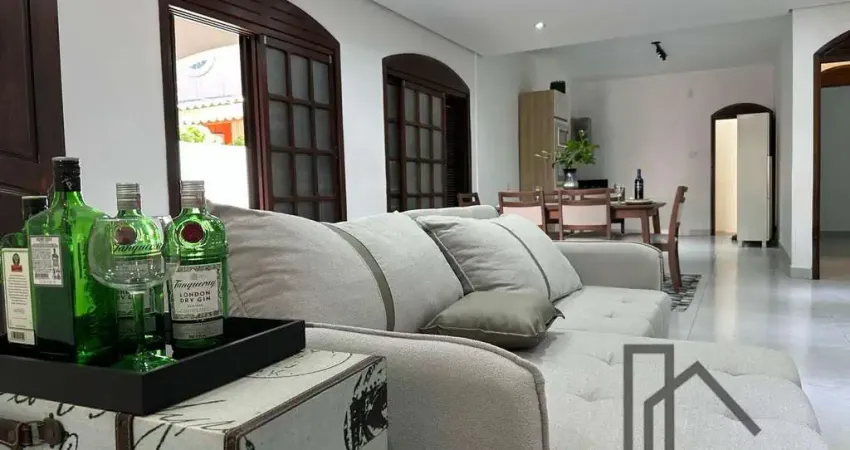 Casa para Venda em Canoas, Estância Velha, 4 dormitórios, 2 suítes, 3 banheiros, 6 vagas