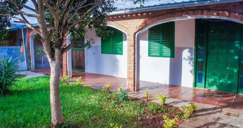 Casa para Venda em Canoas, GUAJUVIRAS, 2 dormitórios, 2 banheiros, 4 vagas
