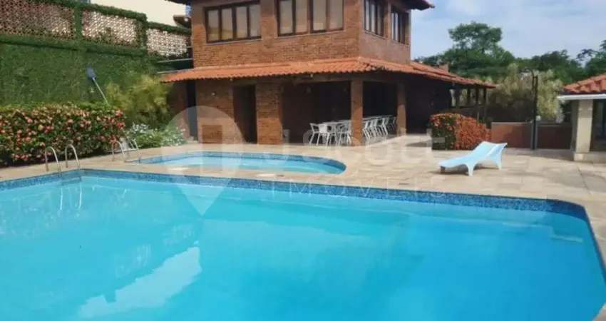 Linda casa em condomínio residencial disponível para locação ou venda!