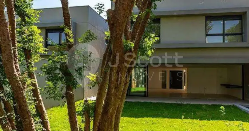 Casa de condomínio de alto padrão com vista para Hípica Santo Amaro.