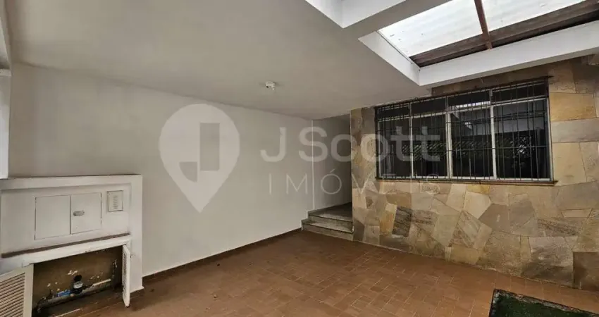 Oportunidade Sobrado a venda ou locação em Rua tranquila no Bairro Jardim Consórcio