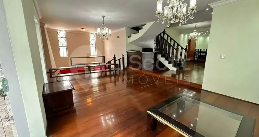 Ampla casa com 04 suítes e área de lazer completa no city campo grande