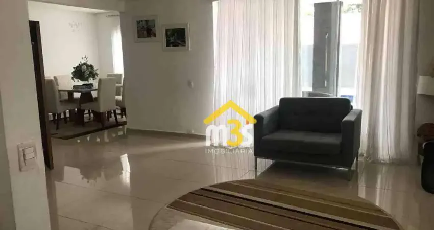 Casa com 4 quartos, sendo 2 suítes, 320m² por  $ 3.200.000,00 - Alphaville 03