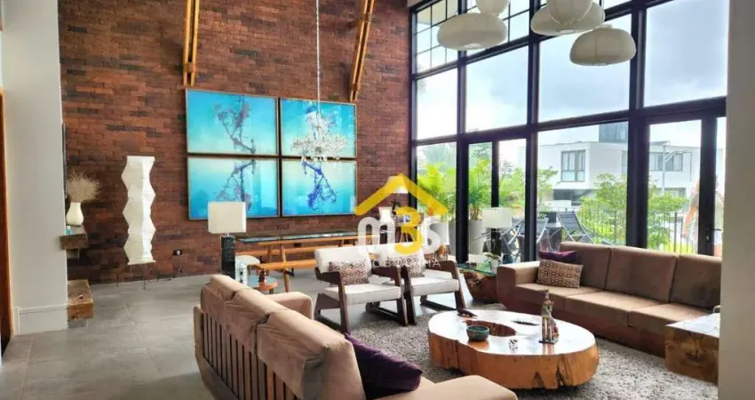 Casa de esquina com 525m², 4 quartos, 3 suítes, 6 vagas no Tamboré 10 a venda por 4.995.000,00