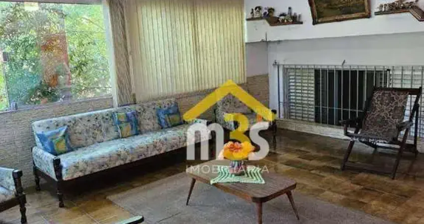 Excelente casa com 3 quartos, 2 vagas cobertas , no jardim ester por 645.000,00