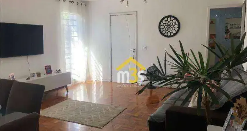 Área construída com 4 vagas por $ 1.200.000,00, ao lado do shopping continental