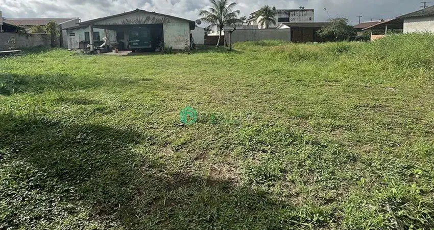 Terreno amplo no Jardim Guaraituba Paranaguá