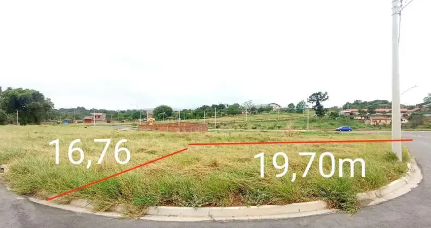 Terreno a venda!! Fica no Bairro Campinas do lado do parque aquático happy kids.