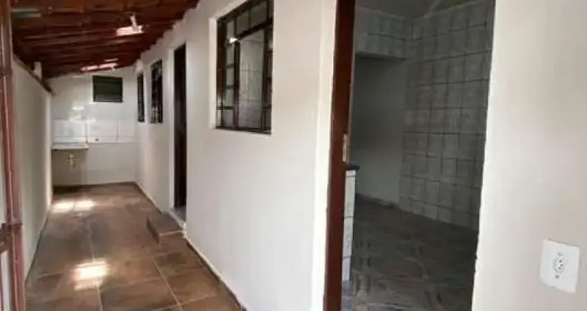 Casa com 1 quarto para alugar no Crispim, Pindamonhangaba