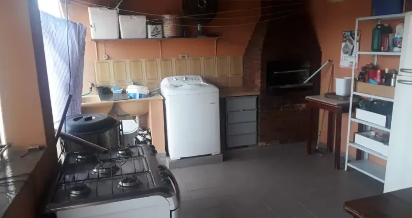 Ótima cara a venda, no Bairro Jardim Jacinto. Excelente bairro, a poucos minutos do Centro da cidade,
