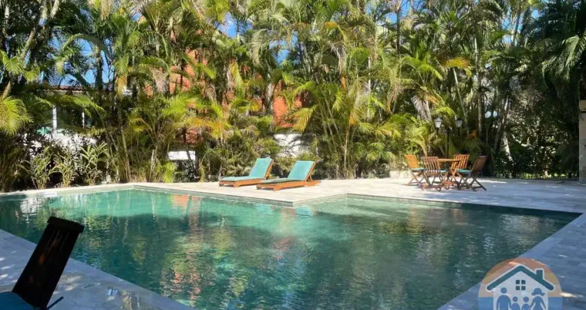 Espetacular imóvel em condomínio localizado há 60 metros da praia em guaecá !