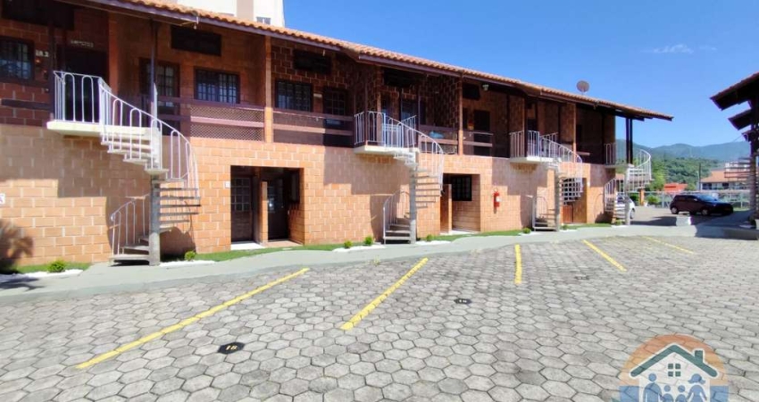 EXCELENTE OPORTUNIDADE DE CASA EM CONDOMÍNIO COM LAZER COMPLETO NA ORLA NO BAIRRO PRAINHA!!