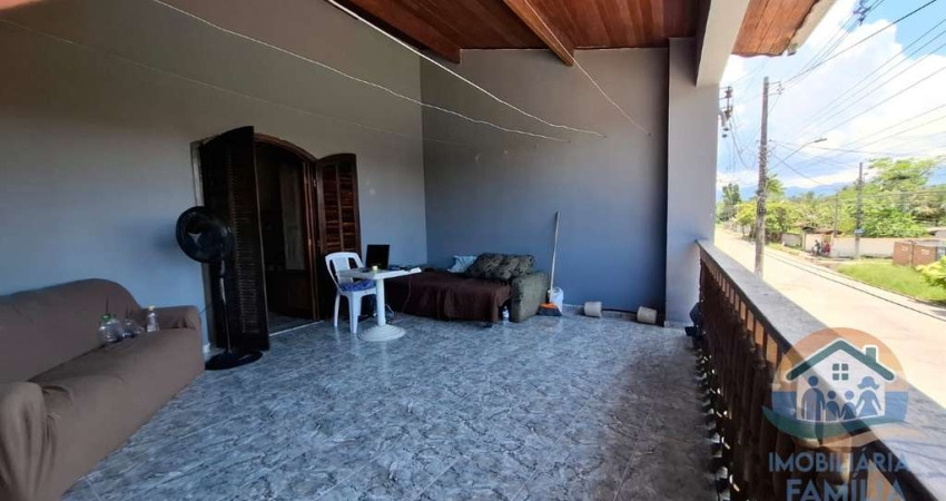 EXCELENTE SOBRADO LOCALIZADO NO BAIRRO MORRO DO ALGODÃO EM CARAGUATATUBA!