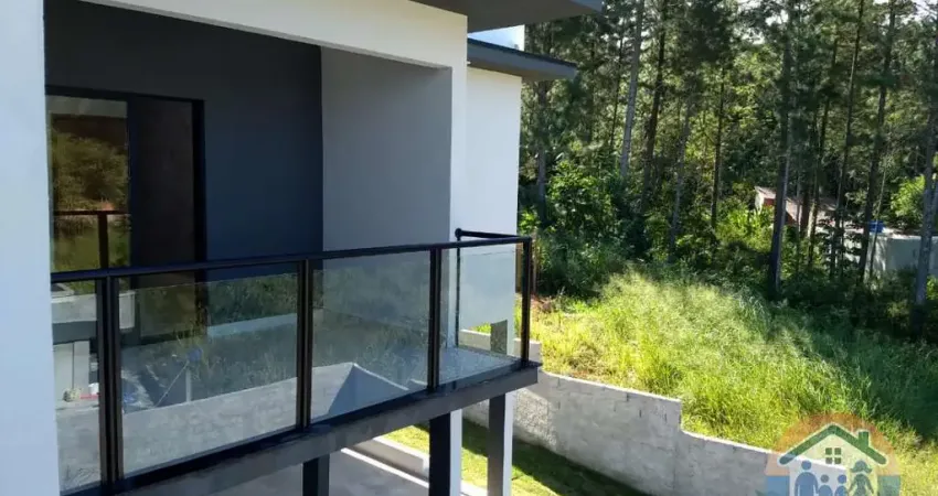 EXCELENTE IMÓVEL NOVO DE ALTO PADRÃO LOCALIZADO NO BAIRRO CAPRICÓRNIO II EM CARAGUATATUBA!!