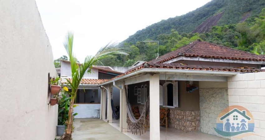EXCELENTE OPORTUNIDADE DE IMÓVEL LOCALIZADO NO BAIRRO SUMARÉ EM CARAGUATATUBA!!