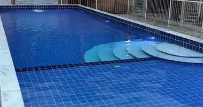 INCRÍVEL OPORTUNIDADE DE SOBRADO EM CONDOMÍNIO PRÓXIMO AO MAR NO BAIRRO MARTIM DE SÁ EM CARAGUATATUBA!