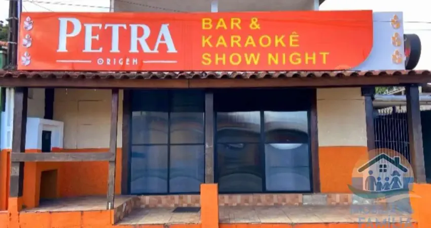 ALUGA-SE PONTO COMERCIAL COM LOCALIZAÇÃO PRIVILEGIADA NO CENTRO DE CARAGUATATUBA