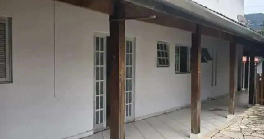 Excelente imóvel á venda localizado no bairro jardim rio santos em caraguatatuba-sp!