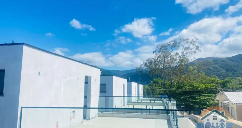 Incrível lançamento com oito unidades de casas de alto padrão,localizadas a 50 metros da praia de juquehy!