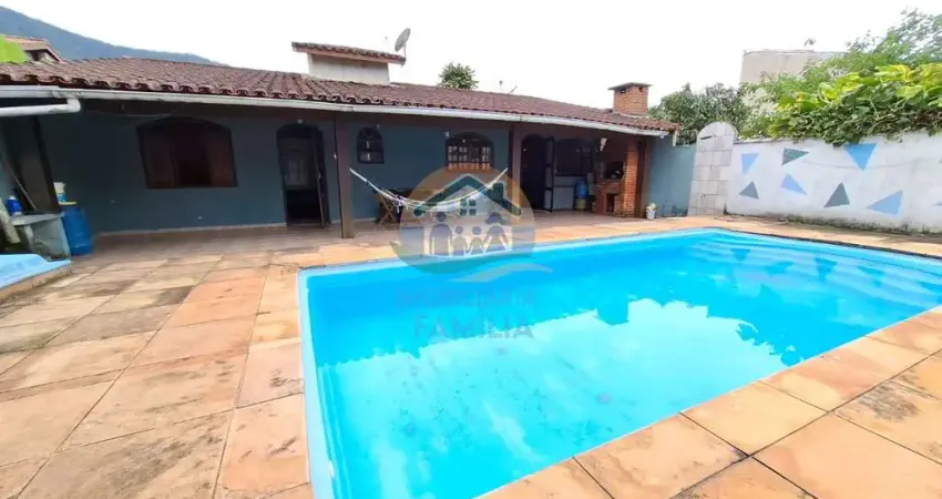 Incrível imóvel com piscina situado no condomínio mar verde ii em caraguatatuba-sp!