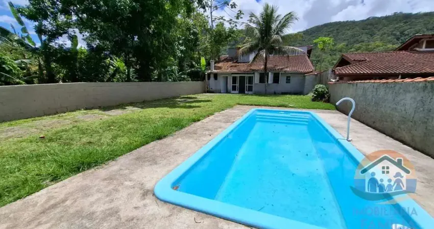 Incrível imóvel com piscina situado no condomiínio mar verde ii em caraguatatuba-sp!!
