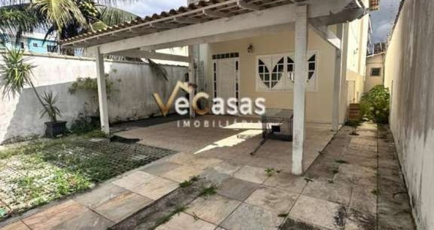 Casa com 4 quartos para alugar na Rua Bom Jesus do Itabapoana, 1000, Recreio, Rio das Ostras