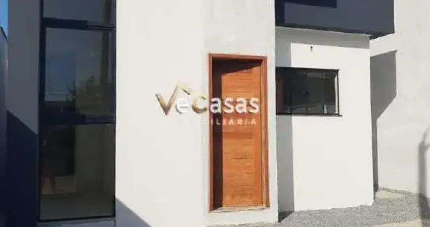 Casa com 2 quartos à venda na Avenida dos Coqueiros, 100, Verdes Mares, Rio das Ostras
