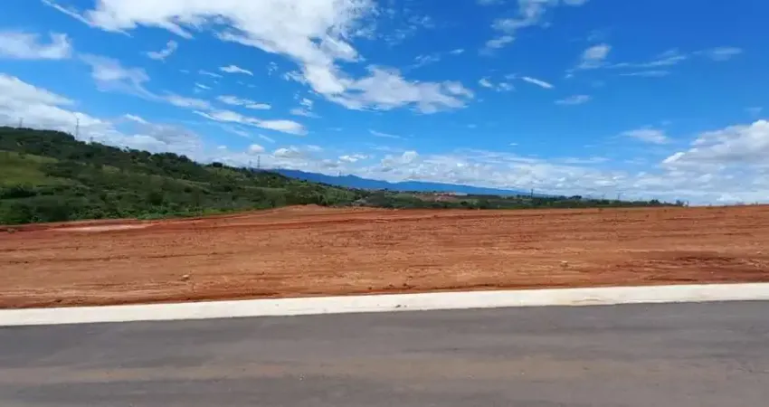 Terreno à venda na Estrada do Barreiro, 1100, São Gonçalo, Taubaté