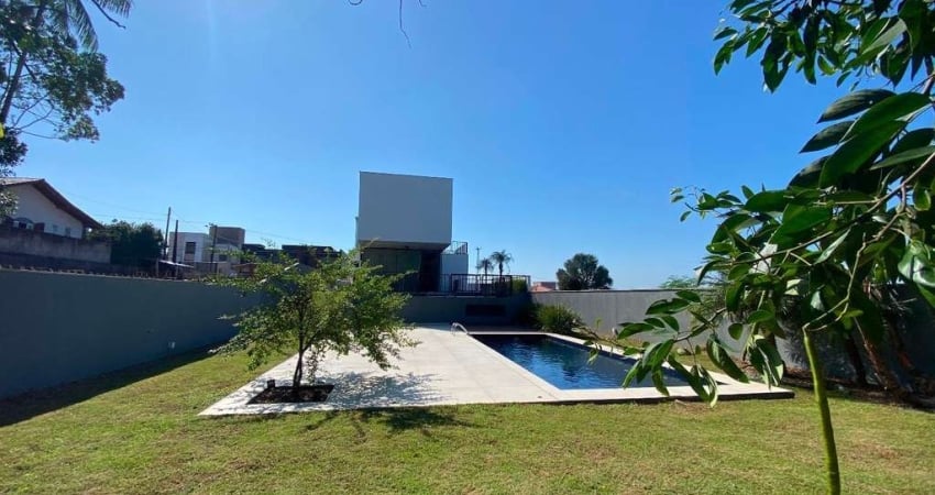 SOBRADO ALTO PADRÃO COM ARQUITETURA INDUSTRIAL