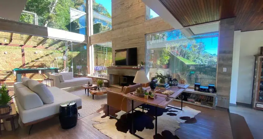 Sobrado com 3 suítes à venda, 623 m² - são marcos - joinville/sc