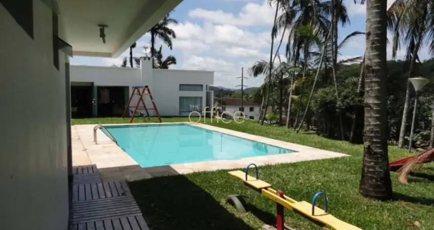 Casa com 5 quartos à venda no Boa Vista, Joinville 