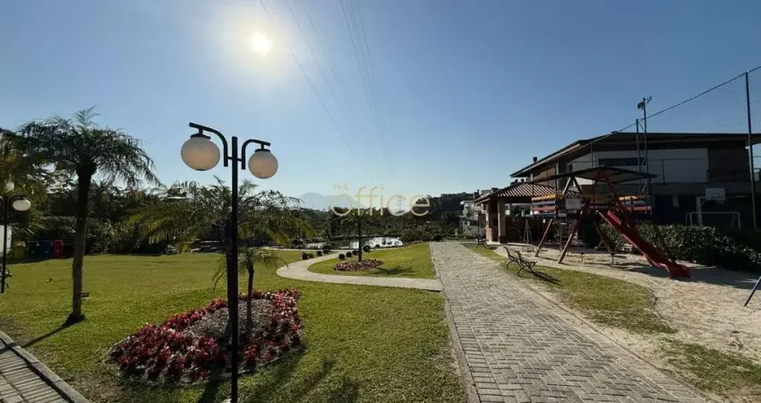 Sobrado de luxo em condomínio - 4 quartos, 4 suítes, 5 banheiros, 2 vagas - vila nova, joinville-sc - 253m².