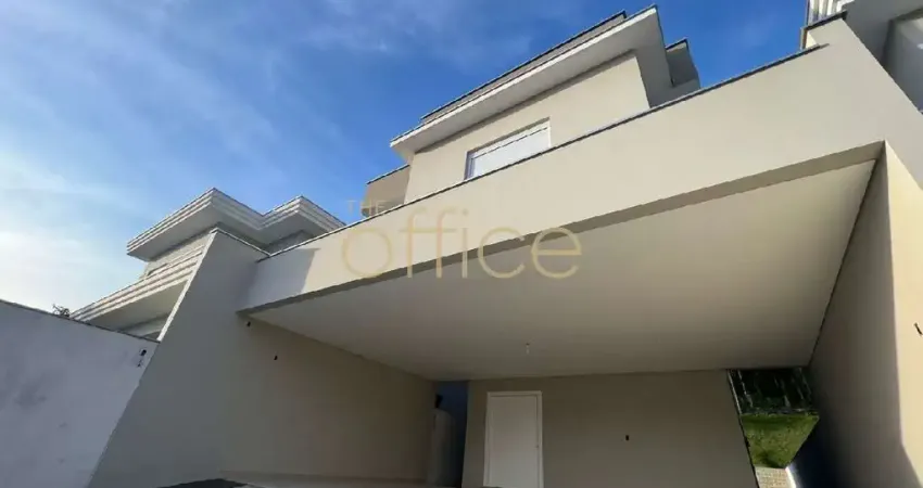 Sobrado de Luxo à Venda em Joinville-SC, Bairro Atiradores: 4 Quartos, 2 Suítes, 2 Salas, 254,68m².