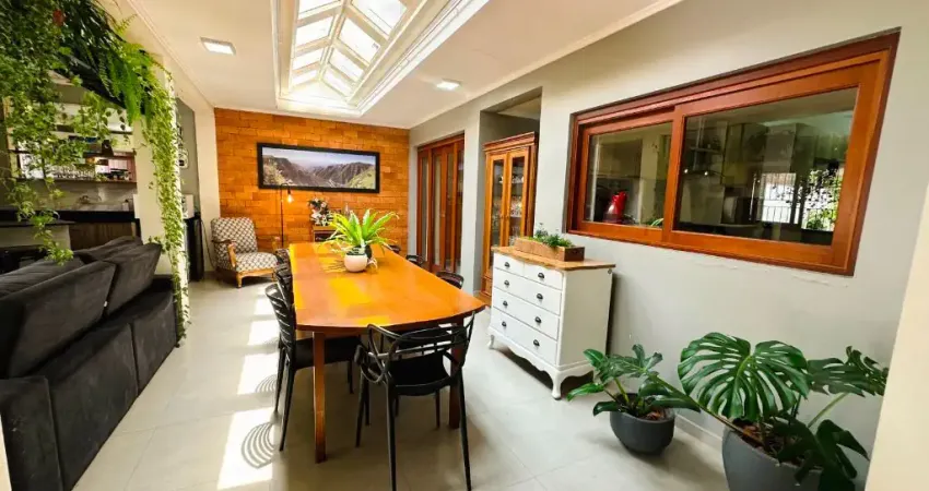 Casa à venda no Juscelino Kubitschek, Santa Maria 