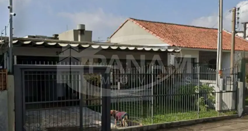 Casa com 3 quartos à venda na Avenida Assis Chateaubriand, 501, São Sebastião, Porto Alegre