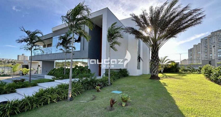 Casa de alto padrão  em condomínio fechado.