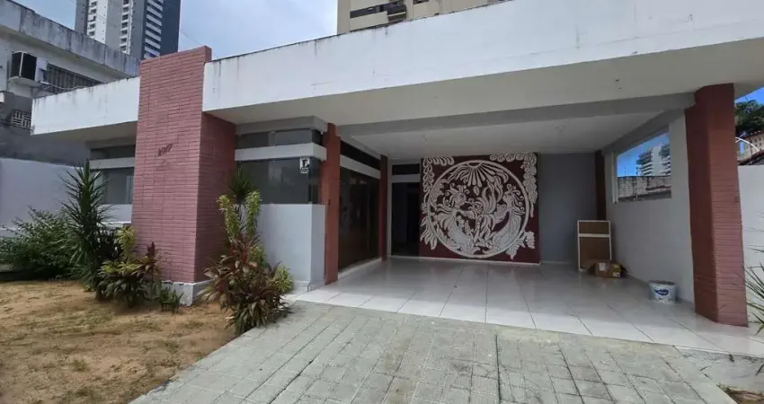 Casa com 5 quartos à venda na Rua Marcílio Furtado, 2014, Lagoa Nova, Natal